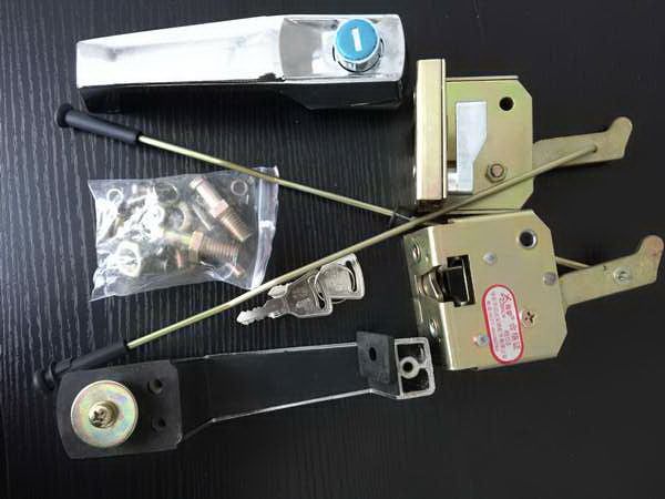 徐工300K駕駛室門鎖