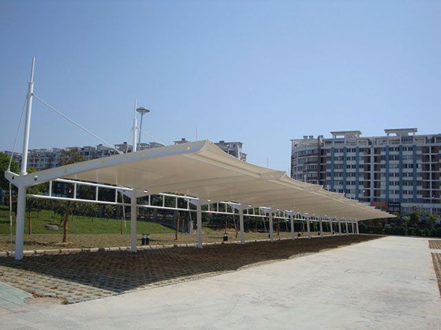 膜結(jié)構(gòu)車棚10
