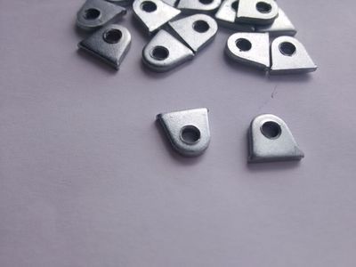 供應(yīng)加工薄異型螺母沖壓螺母電機殼連接螺母沖壓件緊固件