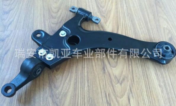 現(xiàn)代索納塔下控制臂jpg