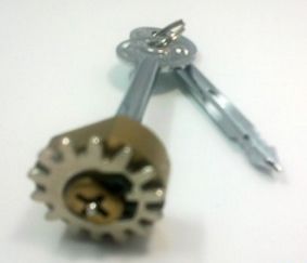 銅材料十字鎖芯