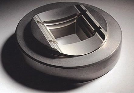 表殼沖壓模慢走絲加工