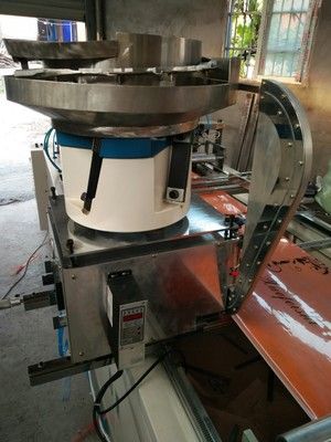 自動上拉頭機 軌道可加熱