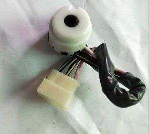 汽車、三菱轎車點火開關，線束開關OE：8-94222613-0