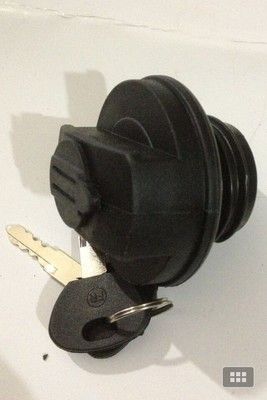 汽車(chē)油箱蓋：適用車(chē)型；金杯1049
