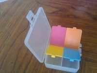 五色塑料4格藥盒，本款藥盒款式精美迷你四格收納盒，首飾盒