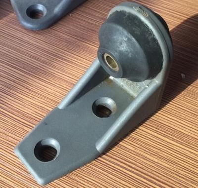 依維柯 進(jìn)氣管支架