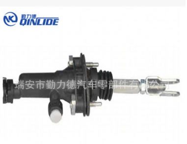 QLD-PA011適用大眾桑塔納3000塑料離合器總泵330-721-401B