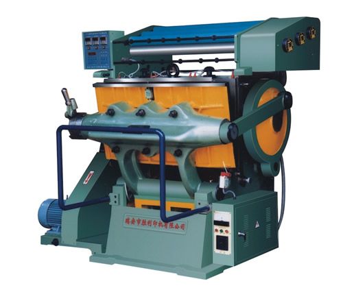 TYPB950型 程控燙金壓痕切線機