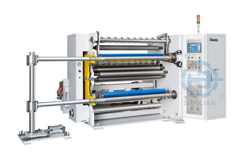 SLM-A 型電腦自動高速分切機