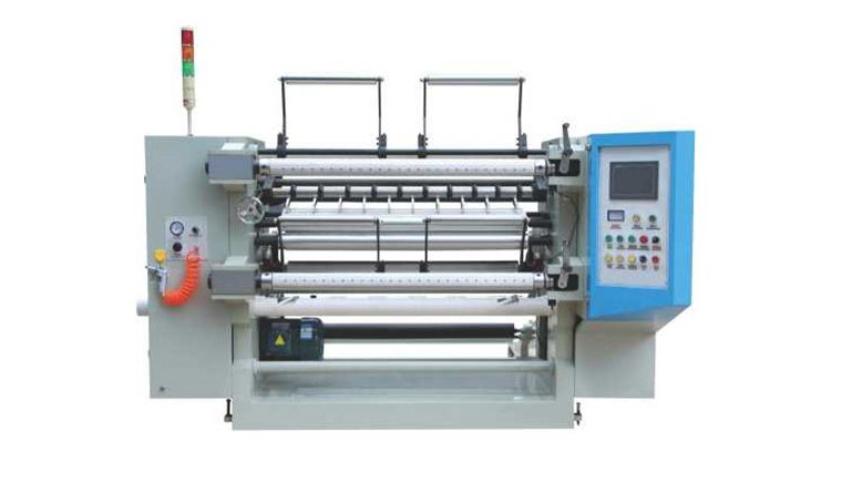 全自動(dòng)電腦控制分切機(jī)