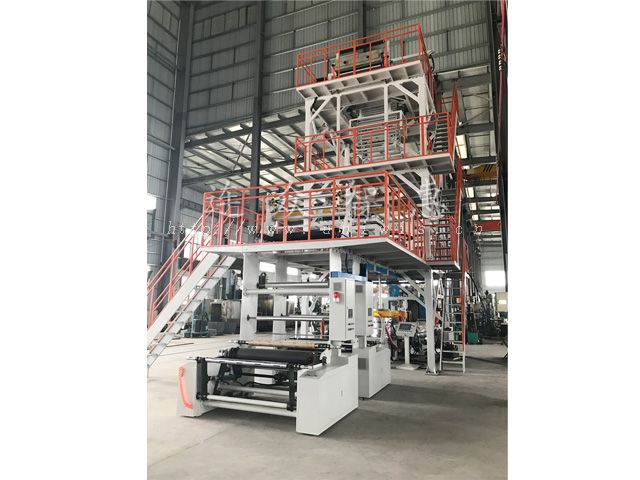 三層共擠PE熱收縮膜生產線