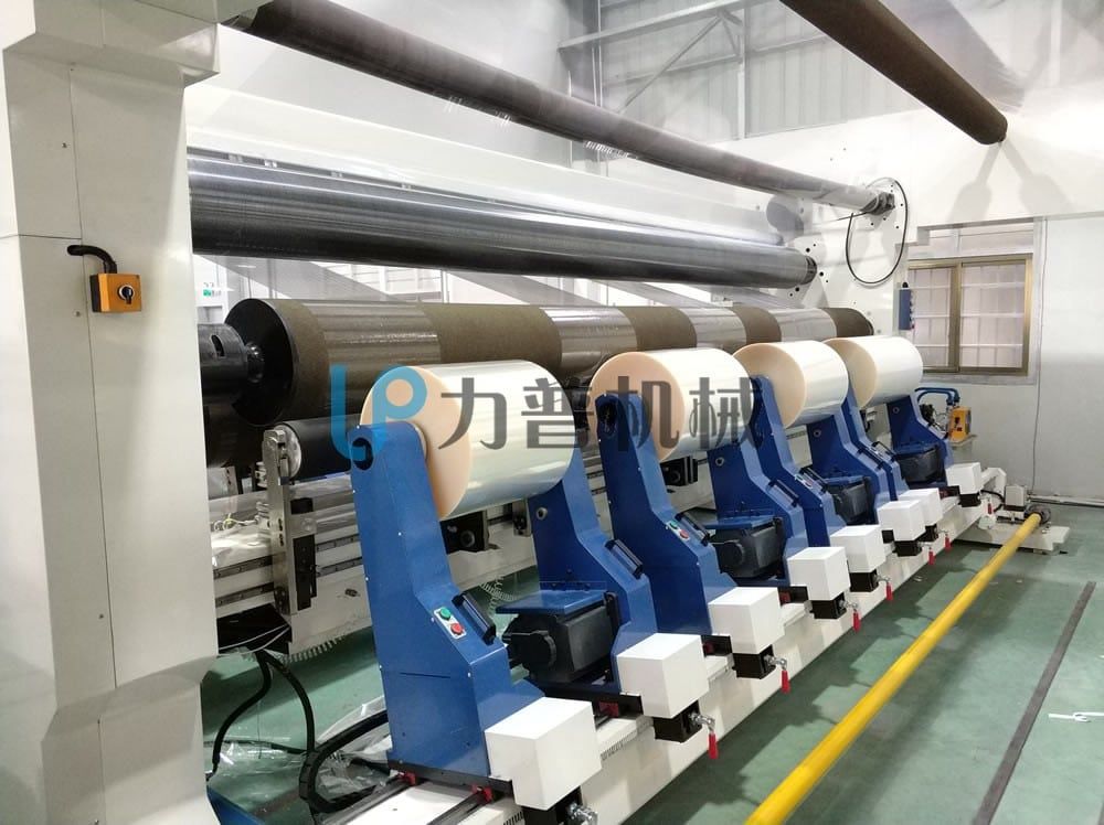 LDA系列工位龍門式薄膜分切機(jī)