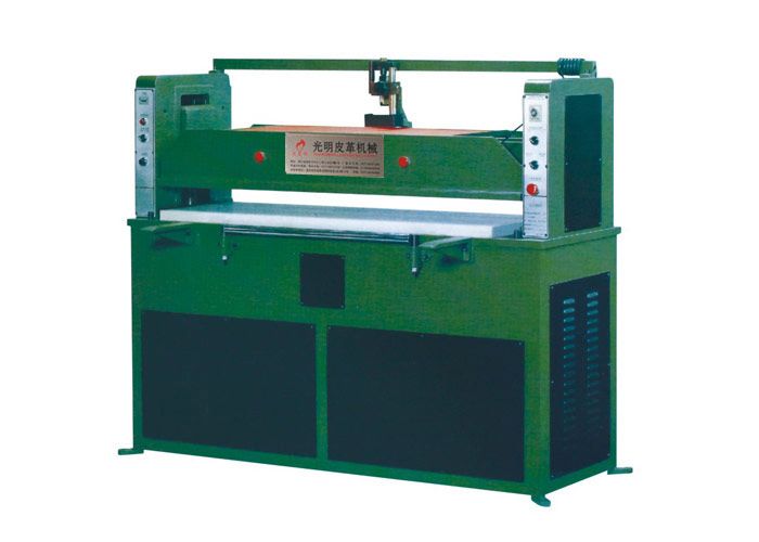 油壓平面式裁斷機SERIES GM-558